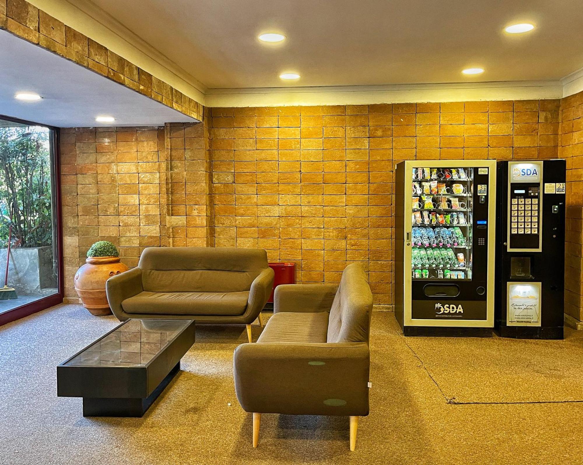 Modern Apartment 10 Min Vatican Parking&Pool Рим Экстерьер фото