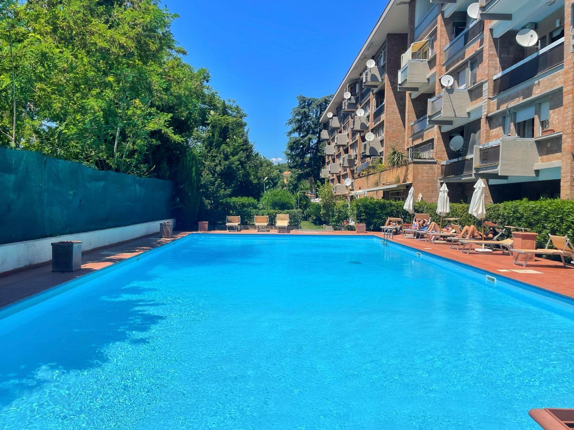Modern Apartment 10 Min Vatican Parking&Pool Рим Экстерьер фото